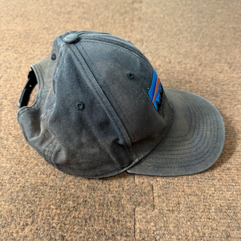 Patagonia P-6 Logo LoPro Trucker Hat Men Faded Black Snapback Baseball Cap stain - Picture 2 of 9